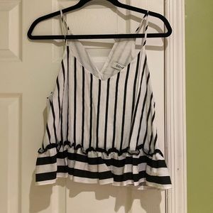 Black and Whit Ruffled Tank